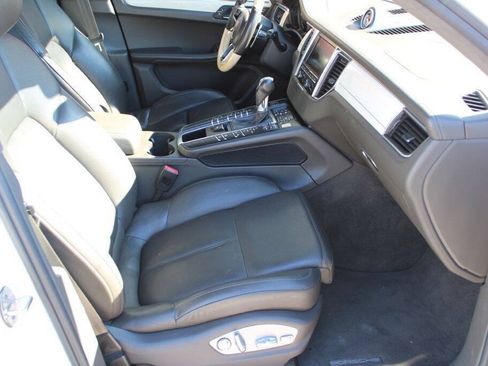 Used 2016 Porsche Macan S AWD/4WD image 11