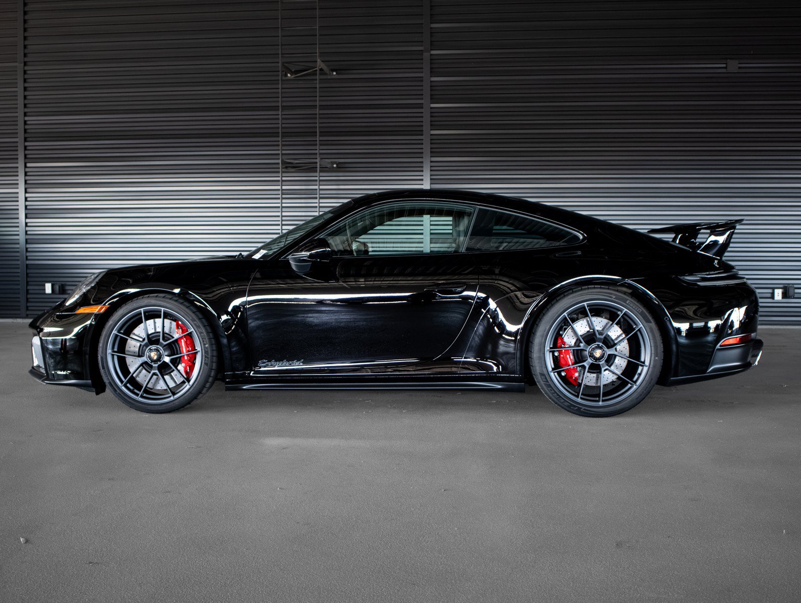 Used 2026 Porsche 911 Carrera GTS RWD image 2