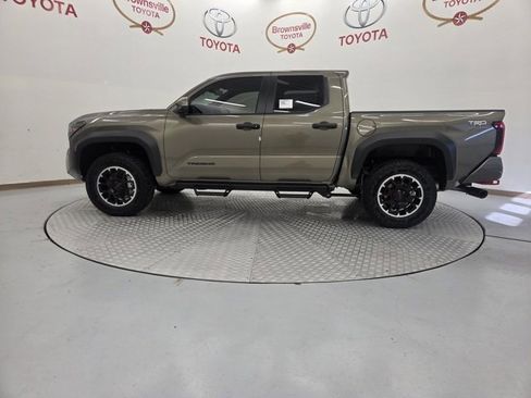 New 2026 Toyota Tacoma TRD Off-Road image 5