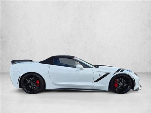 Used 2014 Chevrolet Corvette Stingray Convertible w/ 3LT Preferred Equipment Group RWD image 4