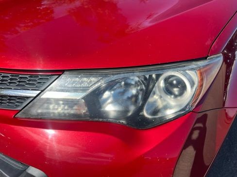 Used 2014 Toyota RAV4 LE AWD/4WD image 9