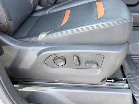 Used 2025 GMC Sierra 1500 AT4 w/ AT4 Premium Package AWD/4WD image 25