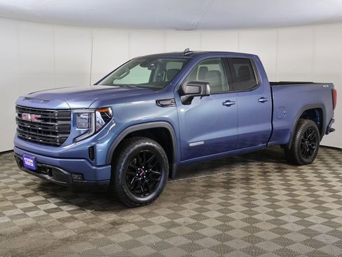 Used 2024 GMC Sierra 1500 Elevation AWD/4WD image 6