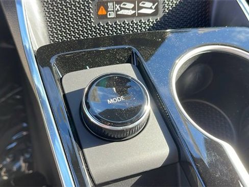 New 2026 Chevrolet Equinox LT image 16