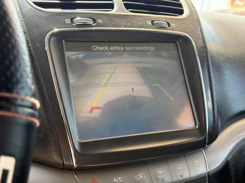 Used 2019 Dodge Journey Crossroad FWD image 30