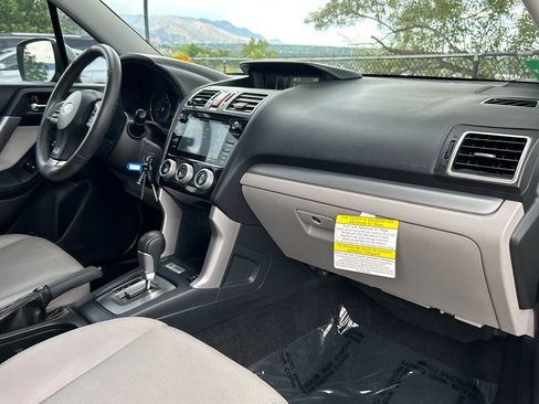 Used 2016 Subaru Forester 2.5i Limited w/ Protection Package #2 AWD/4WD image 8
