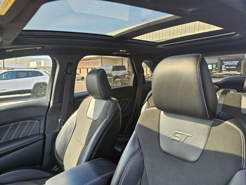 Used 2020 Ford Edge ST w/ Equipment Group 401A AWD/4WD image 21
