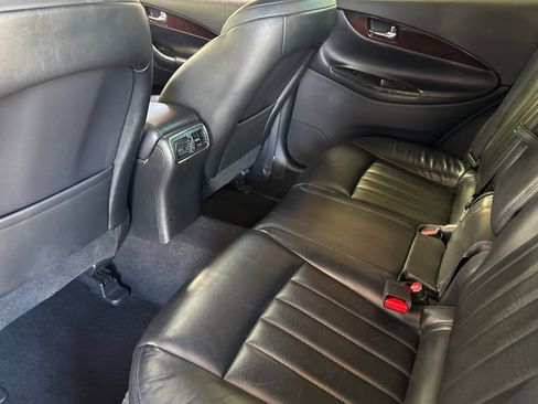 Used 2016 INFINITI QX50 AWD w/ Deluxe Touring Package image 27