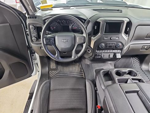 Certified 2024 Chevrolet Silverado 1500 Custom Trail Boss w/ Dark Appearance Package image 19