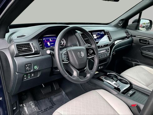 Used 2023 Honda Passport Elite image 18