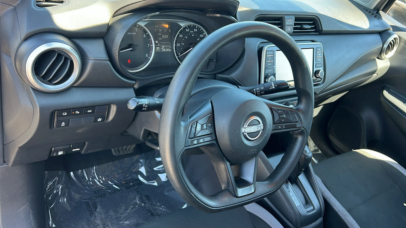 Used 2025 Nissan Versa S w/ Trunk Package FWD image 10