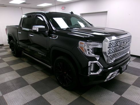 Used 2021 GMC Sierra 1500 Denali w/ Denali Carbonpro Edition AWD/4WD image 14