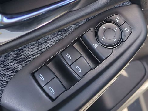 Used 2025 Chevrolet TrailBlazer LT FWD image 25