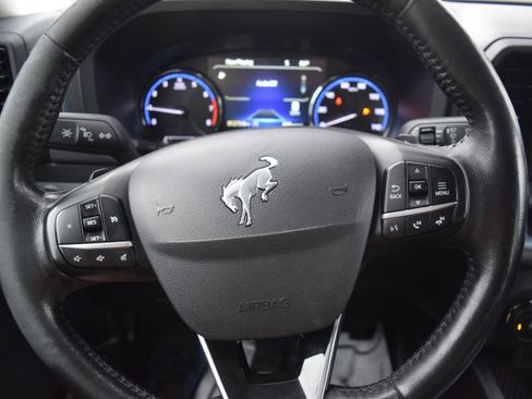 Used 2022 Ford Bronco Sport Badlands image 9