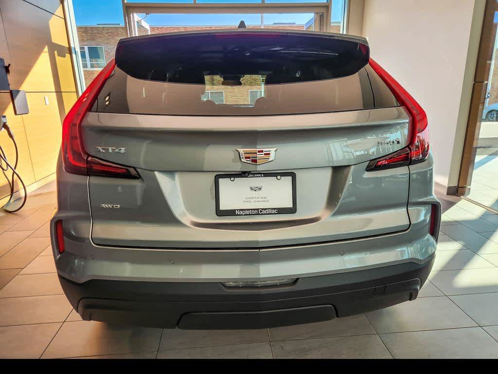 Used 2024 Cadillac XT4 Luxury w/ Cold Weather Package AWD/4WD image 6
