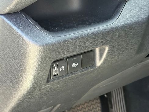 Used 2024 Toyota RAV4 LE FWD image 8