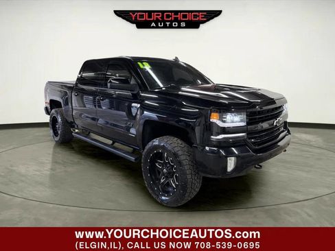 Used 2018 Chevrolet Silverado 1500 LTZ Z71 w/ LTZ Plus Package AWD/4WD image 8