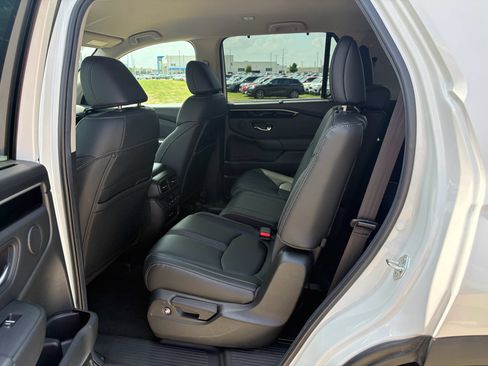 Certified 2025 Honda Pilot EX-L image 25