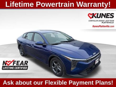 Used 2025 Kia K4 LXS image 3