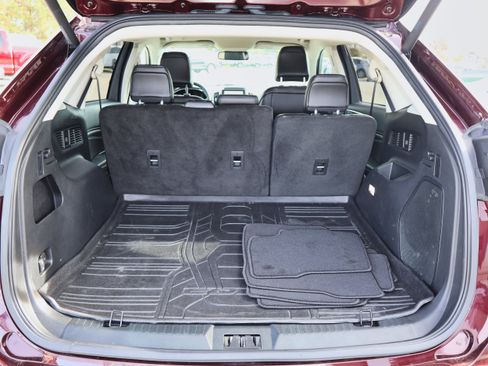 Used 2024 Ford Edge Titanium image 9