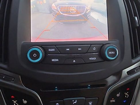 Used 2014 Buick LaCrosse Leather image 17