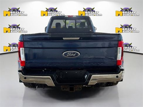 Used 2017 Ford F450 XLT w/ XLT Premium Package image 5