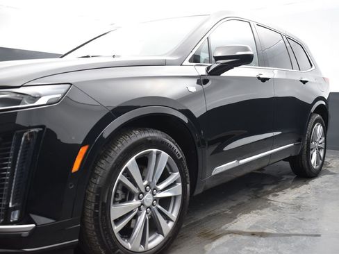 Used 2024 Cadillac XT6 Premium Luxury w/ Technology Package image 38