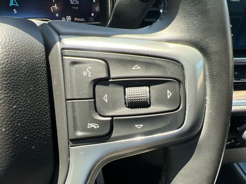 Used 2025 Chevrolet Silverado 1500 LT AWD/4WD image 17