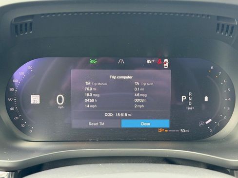 Certified 2023 Volvo XC60 B5 Ultimate w/ Climate Package AWD/4WD image 20