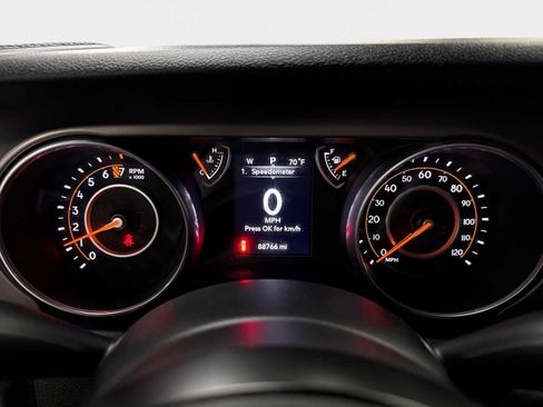 Used 2018 Jeep Wrangler Unlimited Sport S AWD/4WD image 10