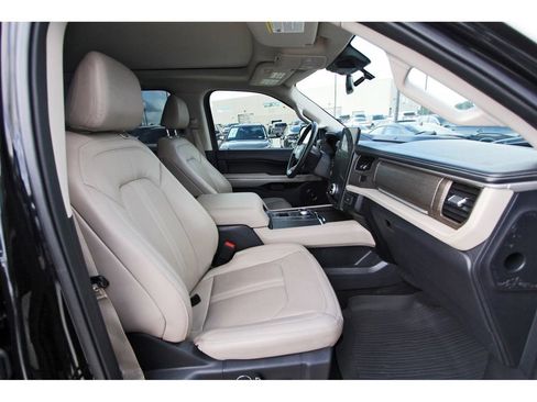 Used 2023 Ford Expedition Limited RWD image 27