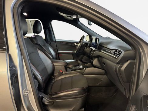 Used 2023 Ford Escape ST-Line w/ Tech Pack #1 AWD/4WD image 26