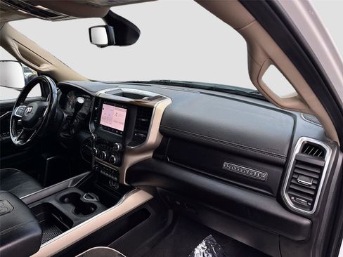 Used 2022 RAM 2500 Laramie image 28