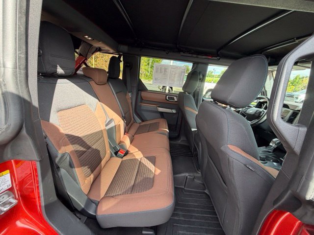 Used 2023 Ford Bronco Outer Banks AWD/4WD image 38