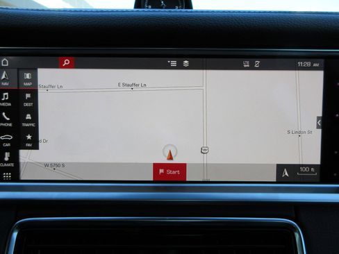 Used 2018 Porsche Panamera 4 image 25