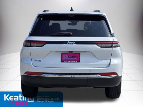Used 2022 Jeep Grand Cherokee Limited 4xe w/ Luxury Tech Group II AWD/4WD image 7