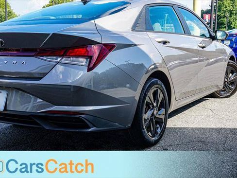 Used 2021 Hyundai Elantra SEL FWD image 5