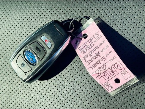 Certified 2025 Subaru Ascent Limited image 42