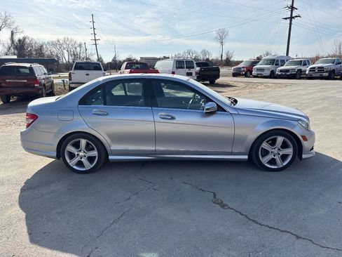 Used 2010 Mercedes-Benz C 300 4MATIC Sedan image 6
