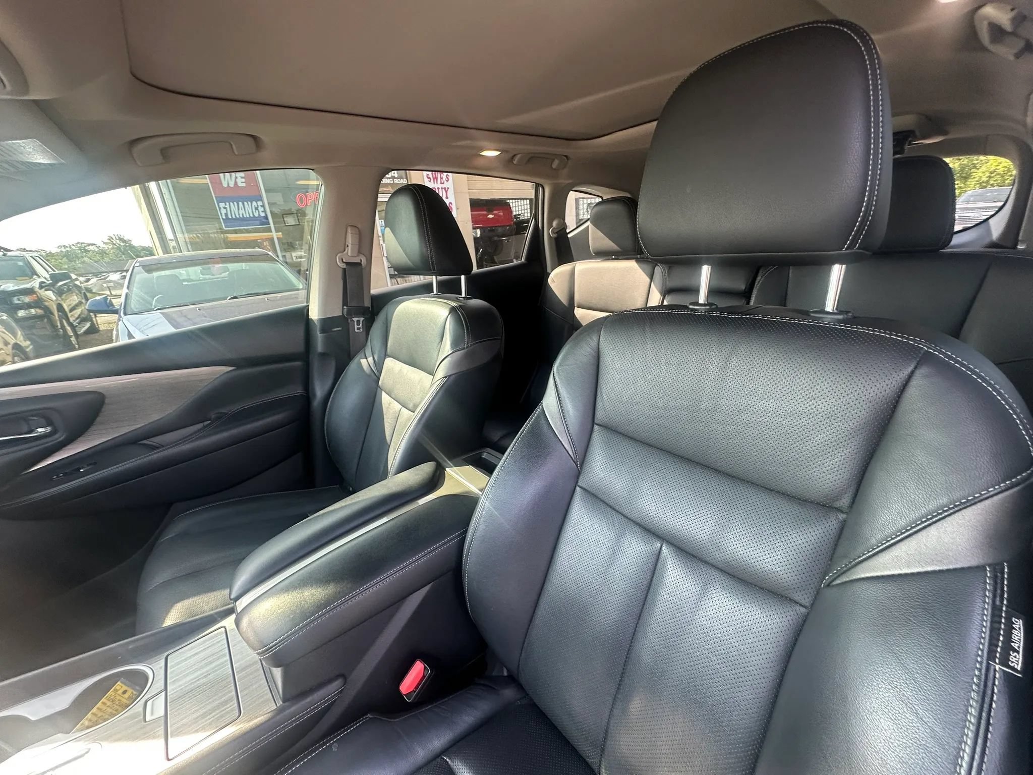 Used 2016 Nissan Murano Platinum w/ Platinum Technology Package AWD/4WD image 13