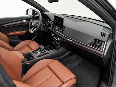 Used 2024 Audi Q5 2.0T Premium AWD/4WD image 24