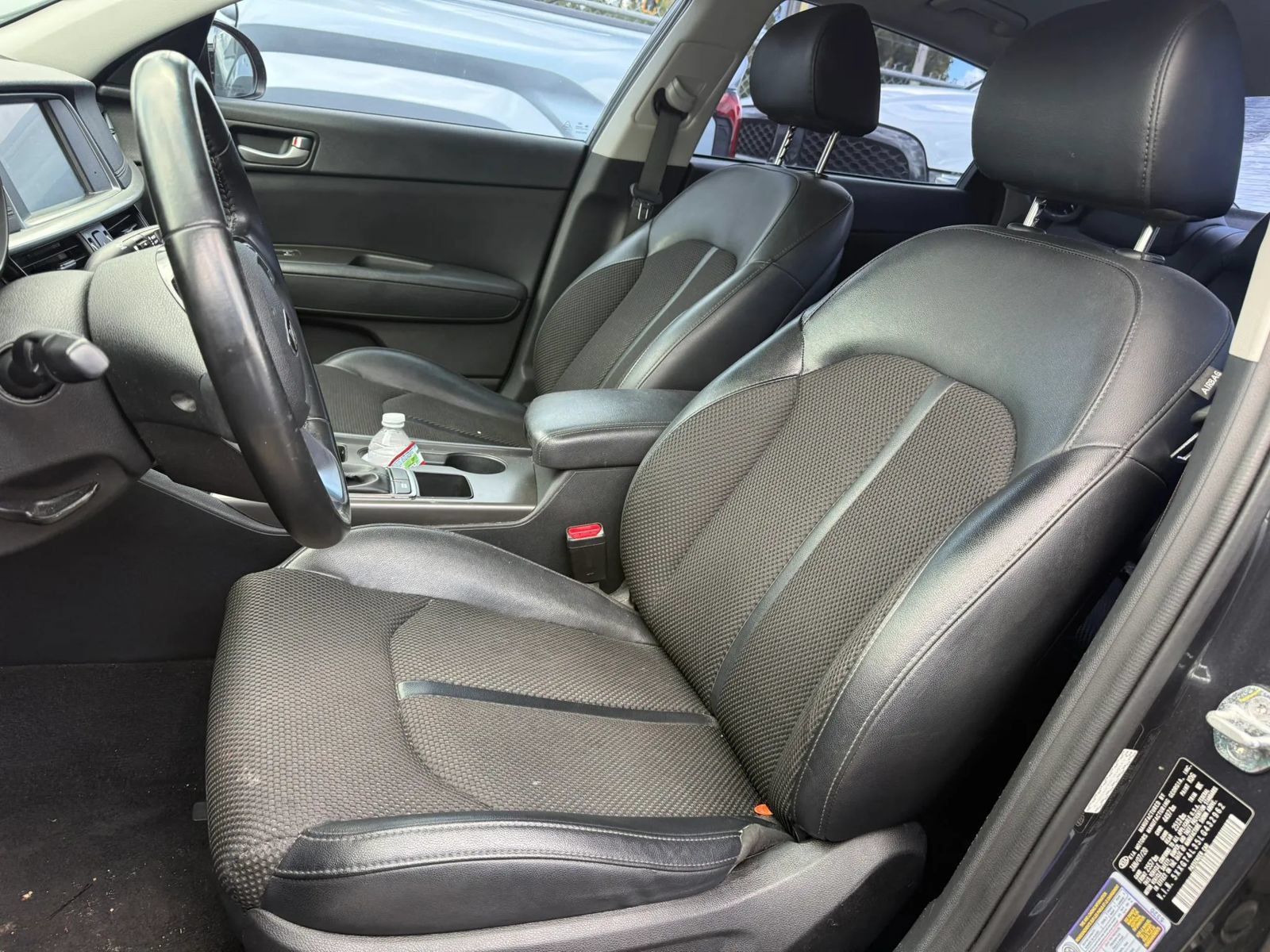 Used 2020 Kia Optima S FWD image 3