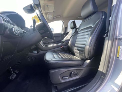 Used 2024 Ford Edge SEL AWD/4WD image 18
