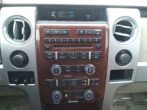 Used 2010 Ford F150 King Ranch image 17