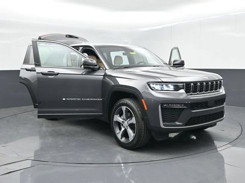 New 2026 Jeep Grand Cherokee Limited RWD image 58