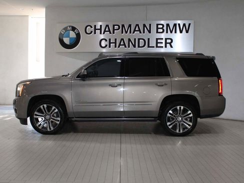 Used 2019 GMC Yukon Denali w/ Denali Ultimate Package image 3