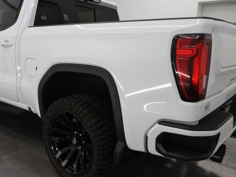 Used 2022 GMC Sierra 1500 AT4 w/ AT4 Premium Package AWD/4WD image 31