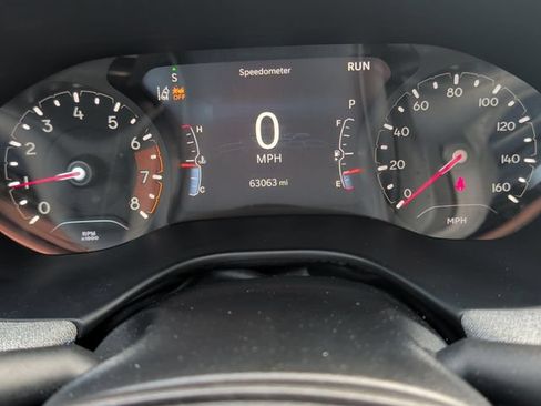 Used 2024 Jeep Compass Latitude AWD/4WD image 13