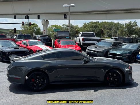 Used 2019 Ford Mustang GT Premium RWD image 8