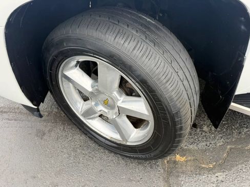 Used 2012 Chevrolet Avalanche LTZ AWD/4WD image 56